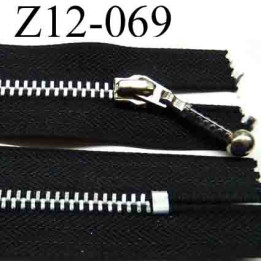fermeture éclair longueur 12 cm couleur noir non séparable largeur 2.6 cm glissière métal  largeur 4 mm 