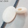 Perle en pvc couleur naturel beige effet pierre largeur 20 mm hauteur 29 mm pour cordon de 2 mm de diamètre prix à l'unité