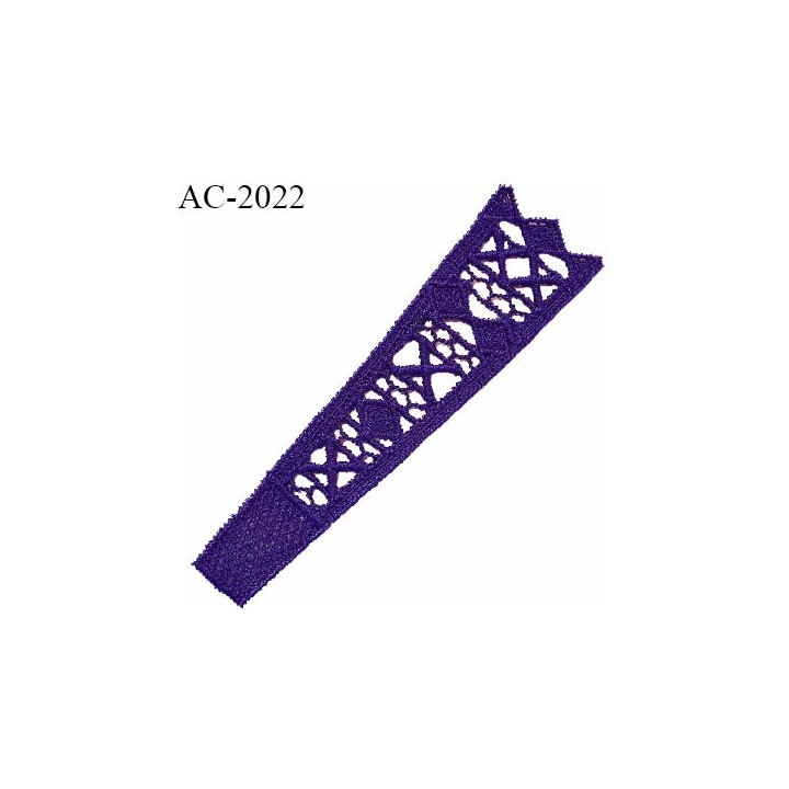 Guipure décor ornement spécial lingerie haut de gamme motif à coudre couleur violet iris longueur 11 cm prix à la pièce