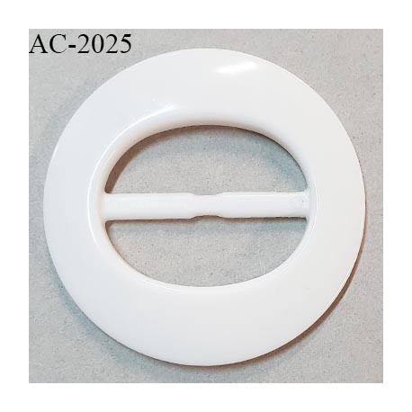 Boucle 43 mm pvc couleur naturel diamètre 69 mm épaisseur 5 mm largeur du passage pour sangles et autres 43 mm prix à l'unité