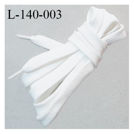 Lacet plat 140 cm couleur blanc largeur 10 mm longueur 1400 cm embout gainé prix pour une paire