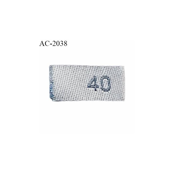 Etiquette tissée à coudre numérotée 40 couleur gris hauteur 8 mm largeur 1.5 cm largeur déplié 3 cm prix à l'unité