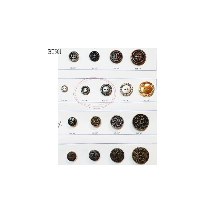 Plaque de 17 boutons pour création unique diamètre 12 à 28 mm prix pour la plaque entière