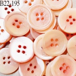 Bouton nacré 22 mm inscription CELINE très haut de gamme couleur rose pastel 4 trous diamètre 22 mm prix à l'unité