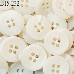 Bouton 15 mm couleur écru marbré 4 trous diamètre 15 mm épaisseur 3 mm prix à l'unité