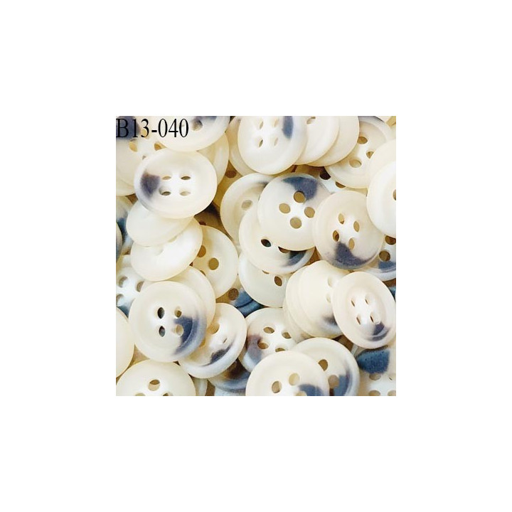 Bouton 13 mm couleur beige 4 trous diamètre 13 mm épaisseur 3 mm prix à la pièce