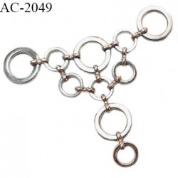 Accessoire décor ornement en métal couleur argent largeur 85 mm hauteur 65 mm prix à la pièce