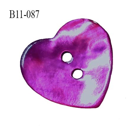Bouton coeur nacre 11 mm couleur violet 2 trous largeur 11 mm prix à la pièce