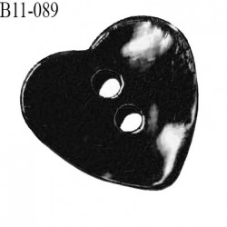 Bouton coeur nacre 11 mm couleur noir 2 trous largeur 11 mm prix à la pièce