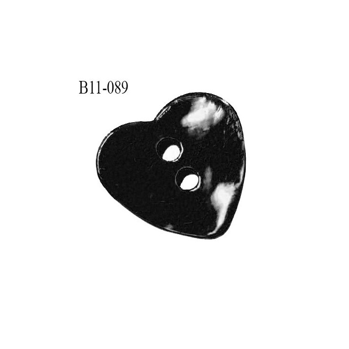 Bouton coeur nacre 11 mm couleur noir 2 trous largeur 11 mm prix à la pièce