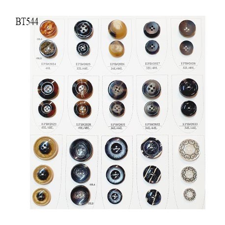 Plaque de 35 boutons très beaux diamètre de 18 à 30 mm pour création unique prix pour la plaque entière