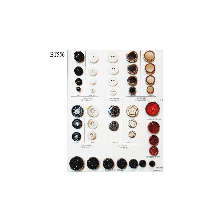 Plaque de 38 boutons très beaux diamètre de 11 à 35 mm pour création unique prix pour la plaque entière