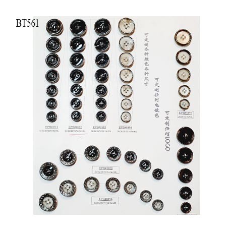 Plaque de 52 boutons très beaux diamètre de 15 à 25 mm pour création unique prix pour la plaque entière