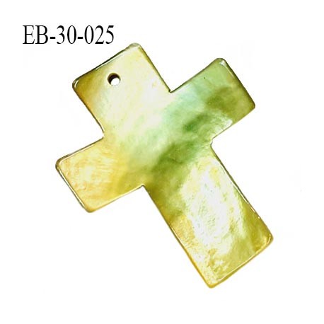 Pendentif croix en nacre couleur anis largeur 30 mm hauteur 38 mm prix à l'unité