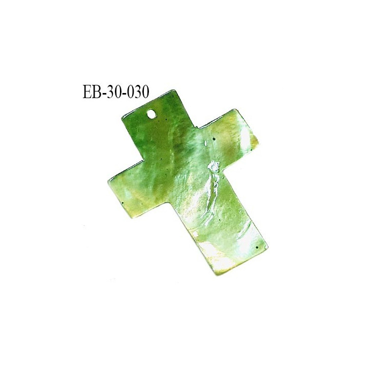 Pendentif croix en nacre couleur vert largeur 30 mm hauteur 38 mm prix à l'unité
