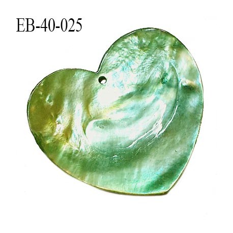 Pendentif coeur en nacre couleur vert largeur 40 mm hauteur 38 mm prix à l'unité