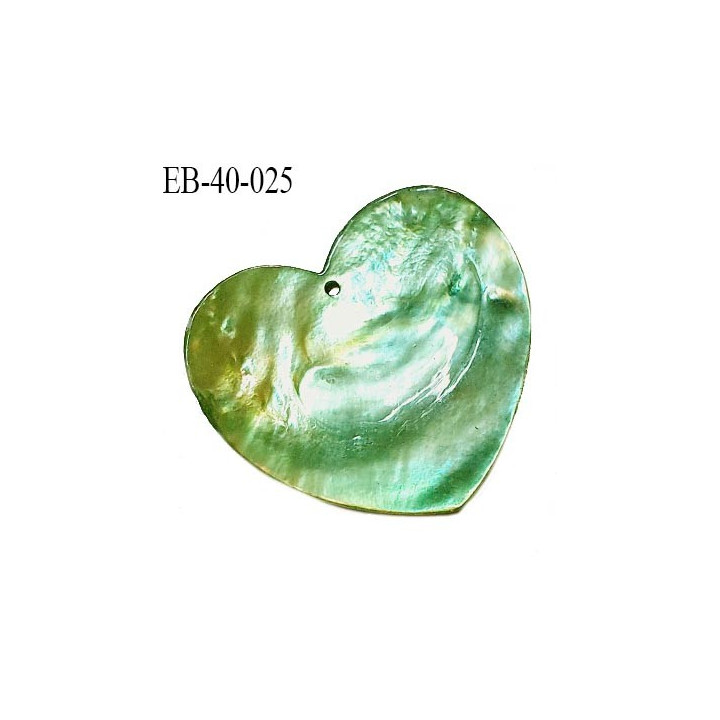 Pendentif coeur en nacre couleur vert largeur 40 mm hauteur 38 mm prix à l'unité