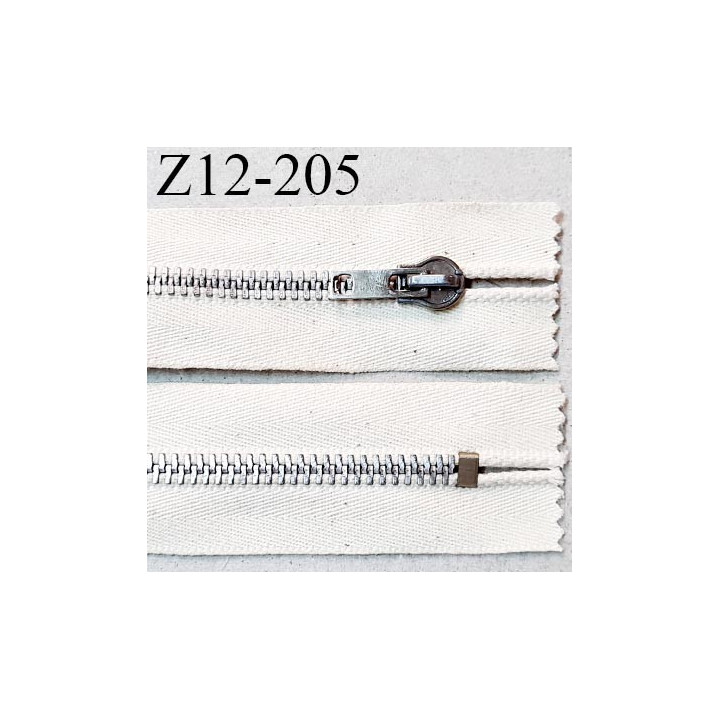 Fermeture zip 12 cm non séparable couleur écru chiné longueur 12 cm largeur 3.6 cm glissière métal couleur chrome prix à l'unité