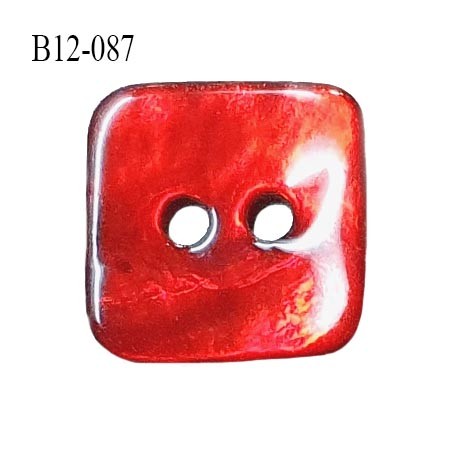 Bouton carré nacre 12 mm couleur rouge largeur 12 mm 2 trous prix à la pièce