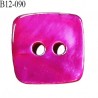 Bouton carré nacre 12 mm couleur rose fuchsia largeur 12 mm 2 trous prix à la pièce