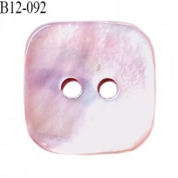 Bouton carré nacre 12 mm couleur rose pastel largeur 12 mm 2 trous prix à la pièce