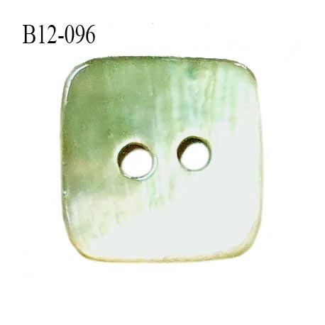 Bouton carré nacre 12 mm couleur vert clair largeur 12 mm 2 trous prix à la pièce