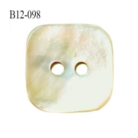 Bouton carré nacre 12 mm couleur beige nacré largeur 12 mm 2 trous prix à la pièce