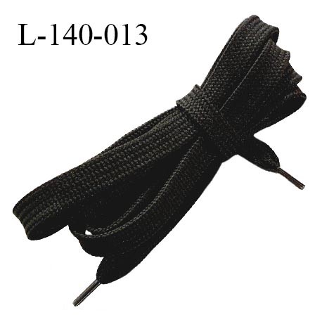 Lacet plat 140 cm couleur noir largeur entre 9 et 11 mm longueur 140 cm embout gainé prix pour une paire