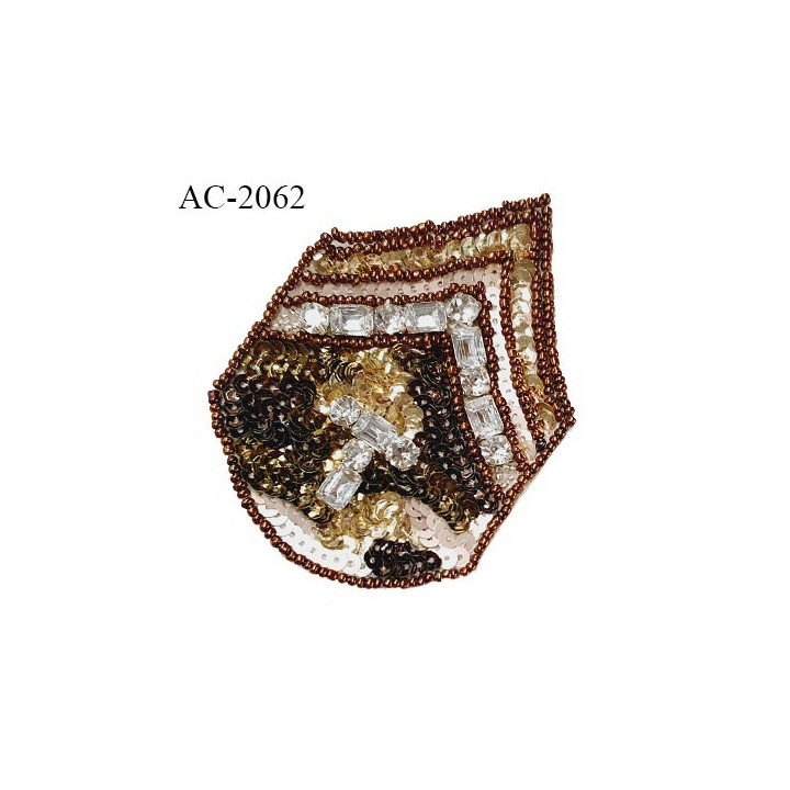 Décor motif sequins brodés à coudre largeur 6.5 cm hauteur 9 cm prix à la pièce