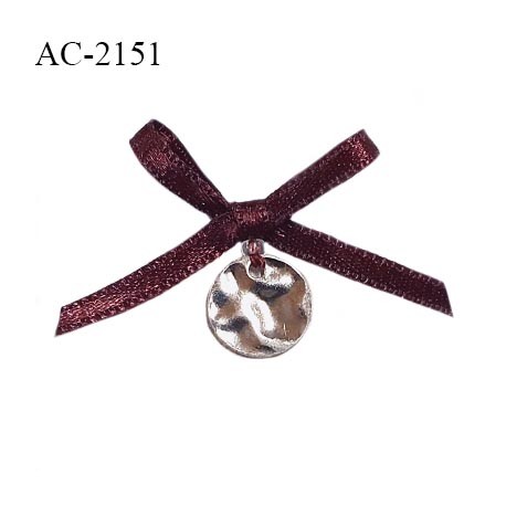 Noeud lingerie couleur bordeaux avec médaille en métal martelé couleur argent haut de gamme prix à l'unité