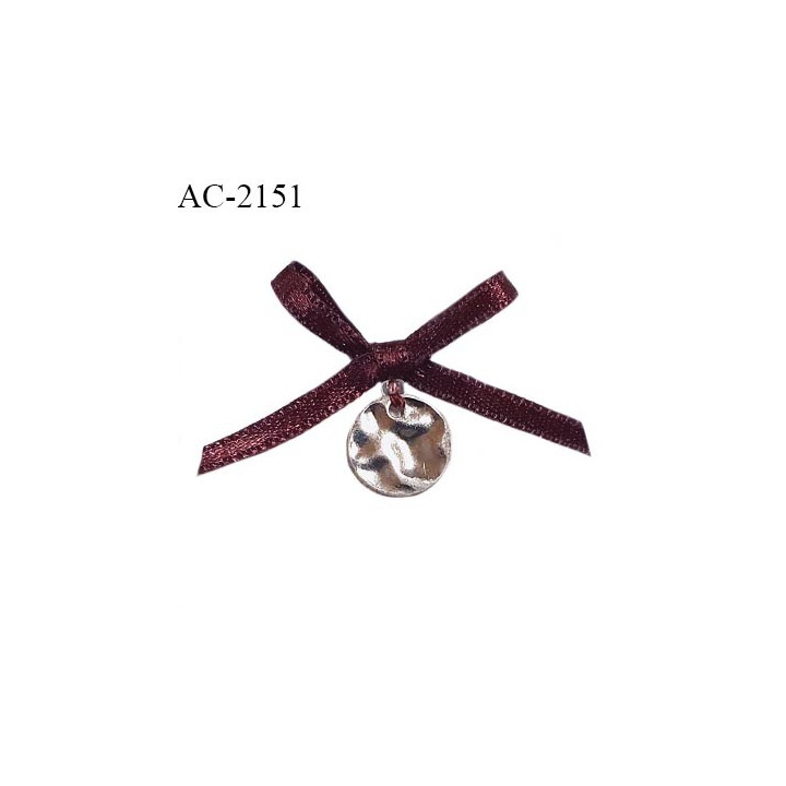 Noeud lingerie couleur bordeaux avec médaille en métal martelé couleur argent haut de gamme prix à l'unité