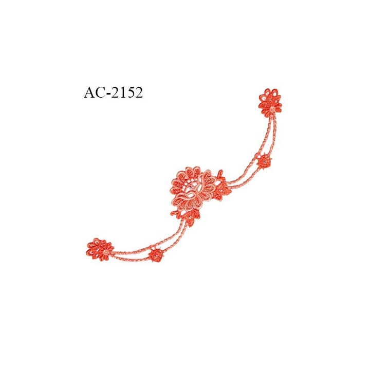 Guipure décor ornement spécial lingerie haut de gamme motif à coudre couleur corail hauteur 4 cm longueur 19 cm prix à la pièce