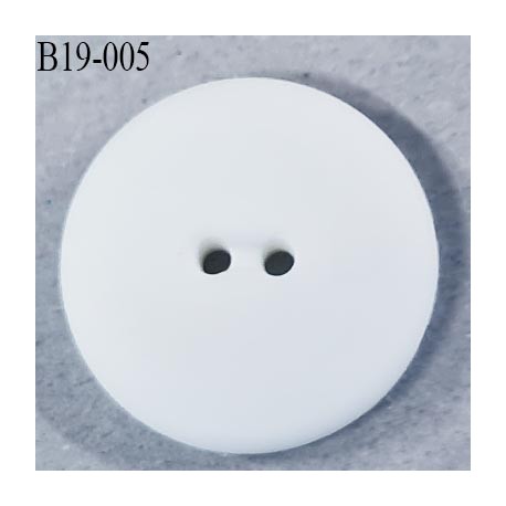 Bouton 19 mm pvc naturel mat diamètre 19 mm 2 trous épaisseur 4 mm fabriqué en FRANCE prix à la pièce