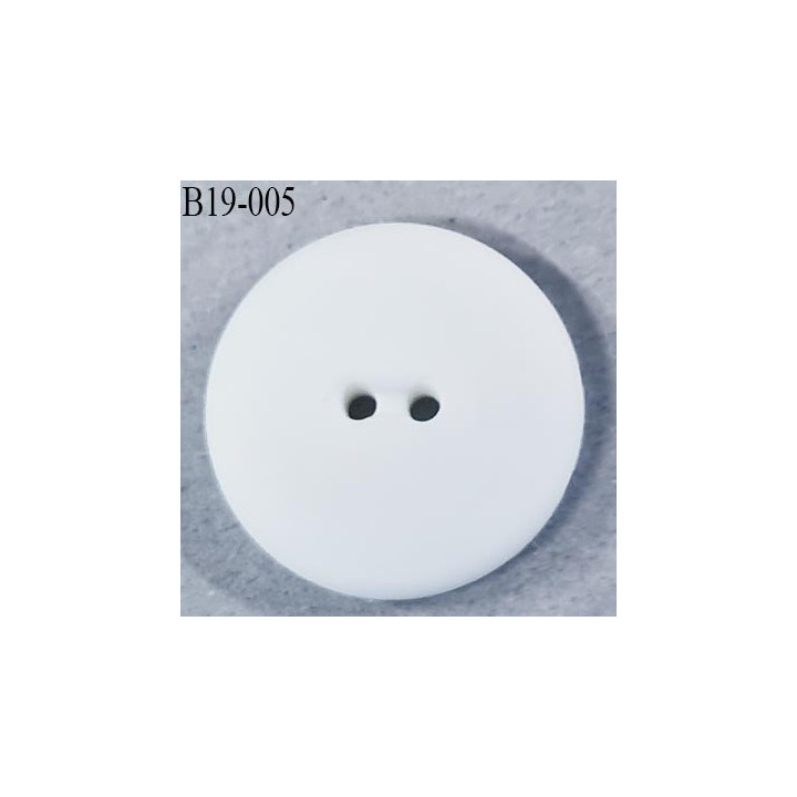 Bouton 19 mm  pvc naturel mat  diamètre 19 mm 2 trous épaisseur 4 mm fabriqué en FRANCE prix à la pièce