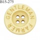 Bouton 15 mm en pvc couleur beige inscription Gentleman Farmer 4 trous diamètre 15 mm épaisseur 3 mm prix à la pièce