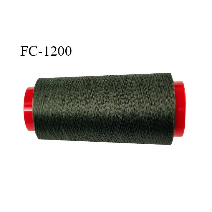 Cone 2000 m fil mousse polyester n°110 couleur vert kaki longueur 2000 mètres bobiné en France
