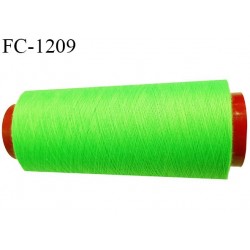 Cone 2000 m fil polyester fil n°80 couleur vert fluo longueur du cone 2000 mètres bobiné en France certifié oeko tex