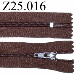 fermeture 25 cm couleur marron zip nylon