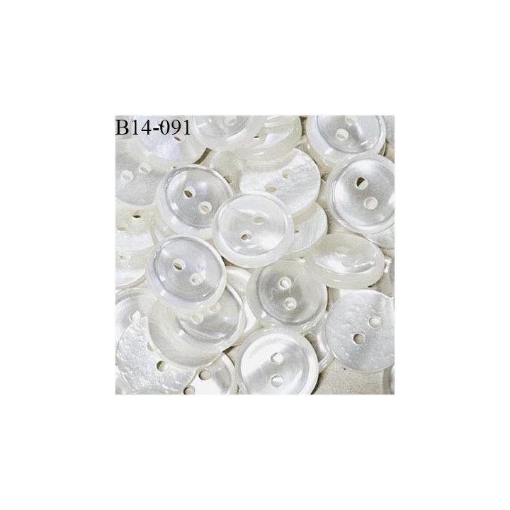 Bouton 14 mm en pvc couleur naturel brillant effet nacré fabriqué en France 2 trous diamètre 14 mm prix à la pièce