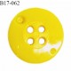 Bouton 17 mm en pvc avec 4 trous couleur jaune orangé diamètre 17 mm épaisseur 3 mm prix à la pièce