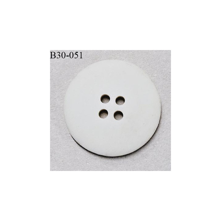 Bouton 31 mm en pvc couleur beige écru 4 trous diamètre 31 mm épaisseur 5 mm prix à la pièce
