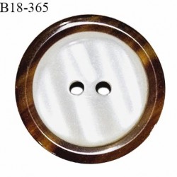 Bouton 18 mm couleur naturel nacré et marron fabriqué en France 2 trous diamètre 18 mm épaisseur 3 mm prix à la pièce