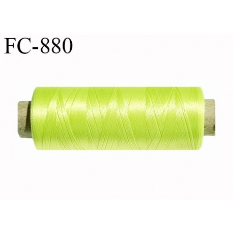 Bobine de 500 m fil mousse polyamide n° 120 couleur vert anis longueur de 500 mètres bobiné en France