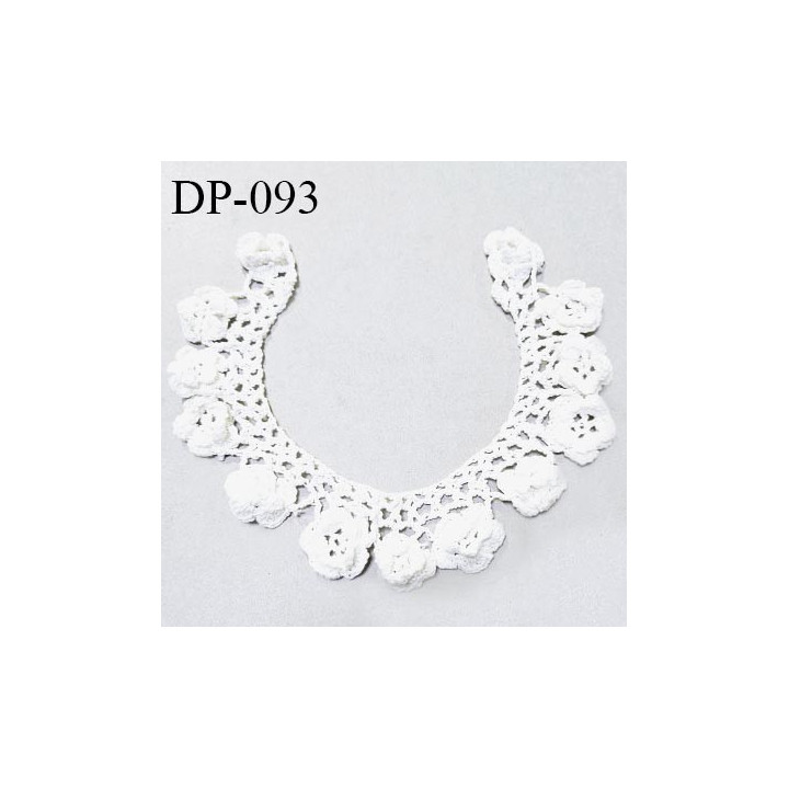 Devant plastron 40 cm col crochet couleur blanc largeur 40 cm prix à l'unité