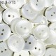 Bouton 18 mm en pvc couleur naturel brillant effet nacré fabriqué en France 2 trous prix à la pièce