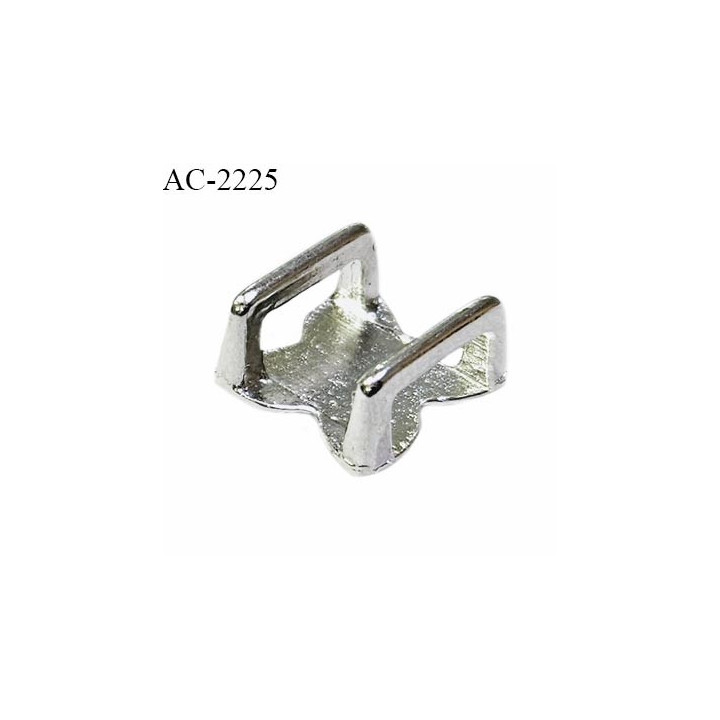Accessoire décor ornement lingerie et autres en métal couleur argent largeur 9 mm prix à l'unité
