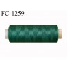 Bobine de fil 500 m mousse polyester n° 110 polyester couleur vert longueur 500  mètres bobiné en France