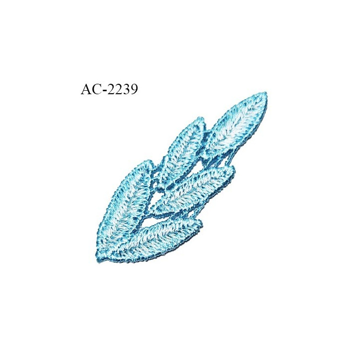 Guipure décor ornement spécial lingerie haut de gamme motif à coudre couleur bleu longueur 6 cm largeur 2 cm