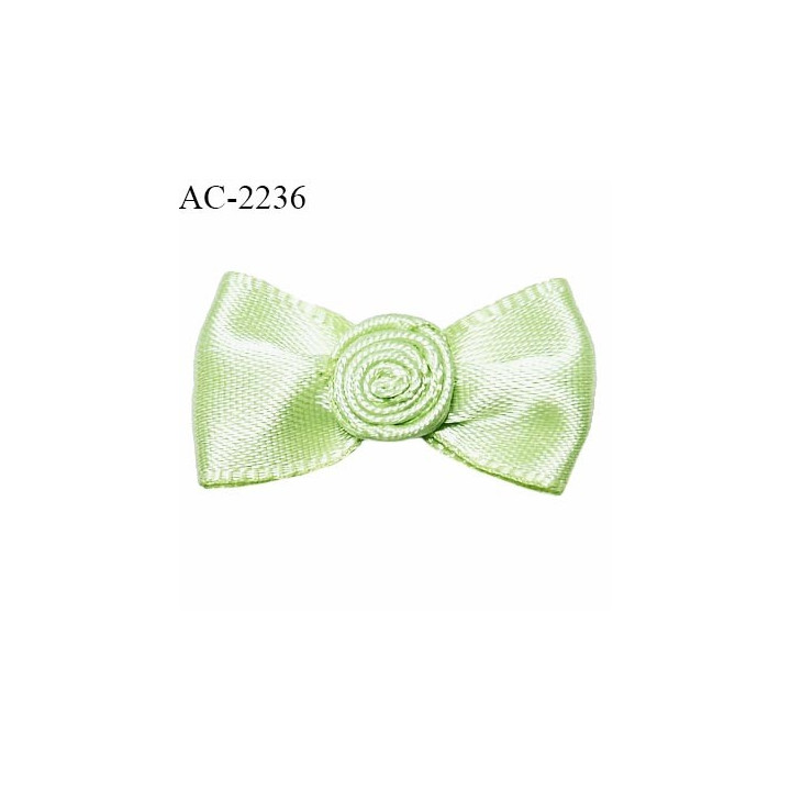 Noeud lingerie satin haut de gamme couleur vert pastel largeur 30 mm hauteur 15 mm prix à l'unité