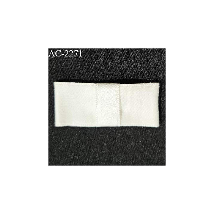 Noeud lingerie satin haut de gamme couleur naturel largeur 47 mm hauteur 20 mm prix à l'unité